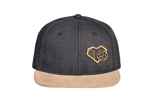 Snapback Cap mit Holzmotiv aus upcycling Holz gelasert - i love soccer